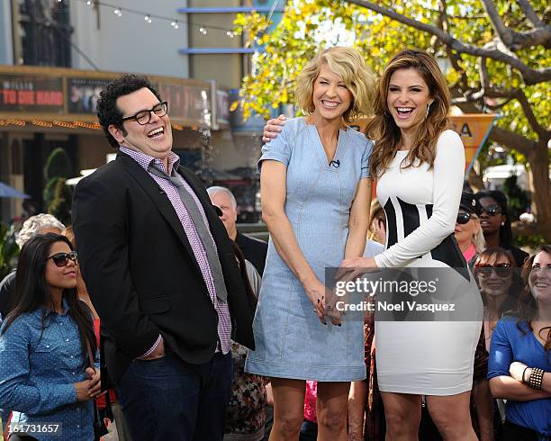 Josh Gad, Jenna Elfman and Maria Menounos visit Extra at The Grove on February 14, 2013 in Los Angeles, California.