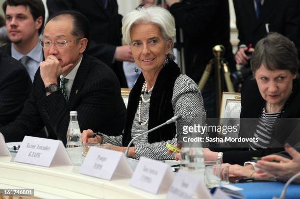 World Bank Group President Jim Yong Kim and Managing Director of the International Monetary Fund Christine Lagarde attend a meeting of the G20...