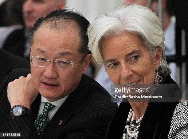 World Bank Group President Jim Yong Kim and Managing Director of the International Monetary Fund Christine Lagarde attend a meeting of the G20...