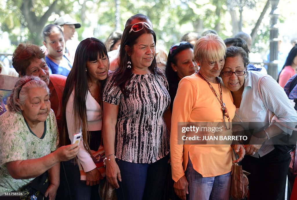 VENEZUELA-POLITICS-CHAVEZ-HEALTH-SUPPORTERS