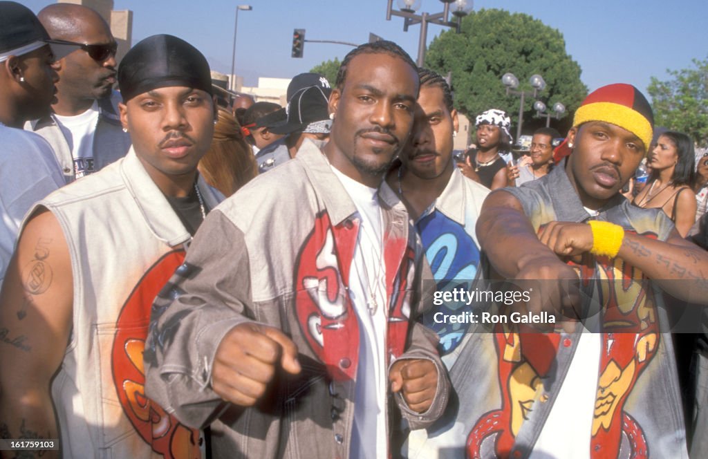 Hip hop group Jagged Edge attends the 2000 Source Hip Hop Awards on ...