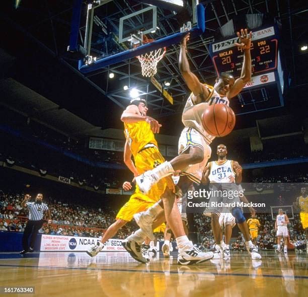 Playoffs: UCLA Tyus Edney in action vs Missouri at Boise State Pavilion. Boise, ID 3/19/1995 CREDIT: Richard Mackson
