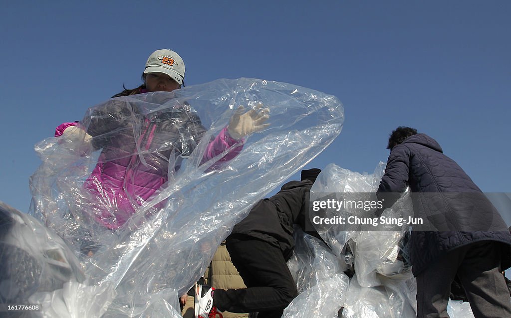 North Korean Defectors Release Propaganda Balloons In Protest Against Nuclear Test