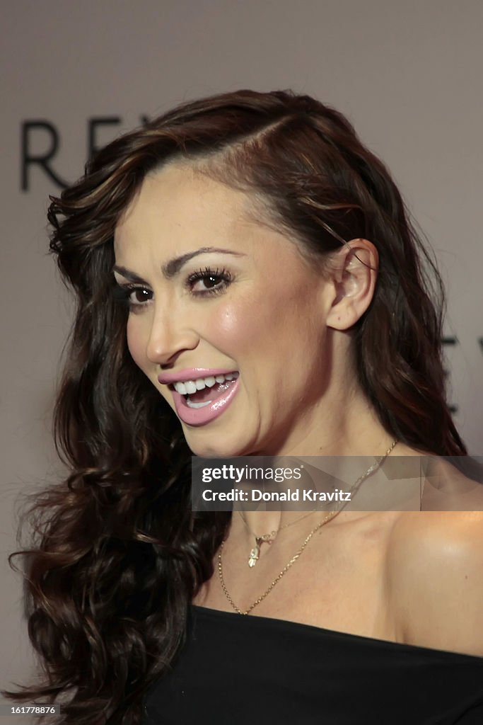 Karina Smirnoff's Valentine's Fan Meet And Greet