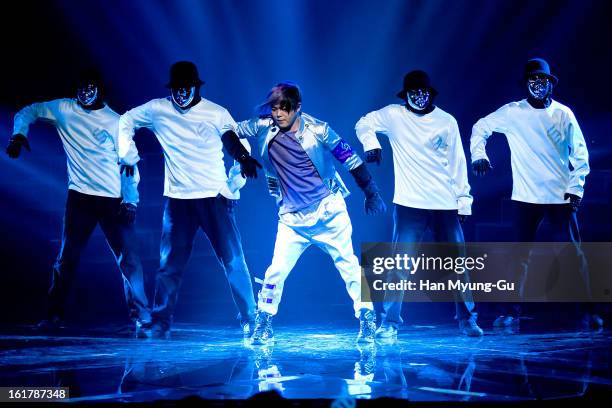 Sungee Moon Han Hee Jun Photos and Premium High Res Pictures - Getty Images