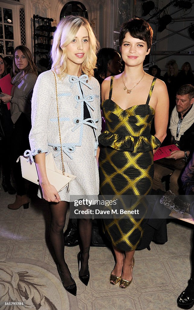 Moschino cheap&chic - Front Row - LFW F/W 2013