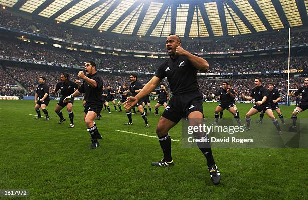 Jonah Lomu and the New Zealand All Blacks perform the Haka prior to the Investec Challenge Match between England and New Zealand at Twickenham,...