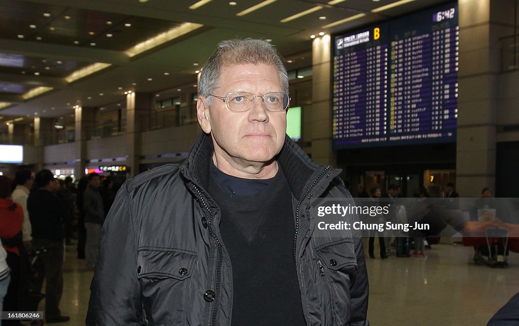 Robert Zemekis Arrives In Seoul