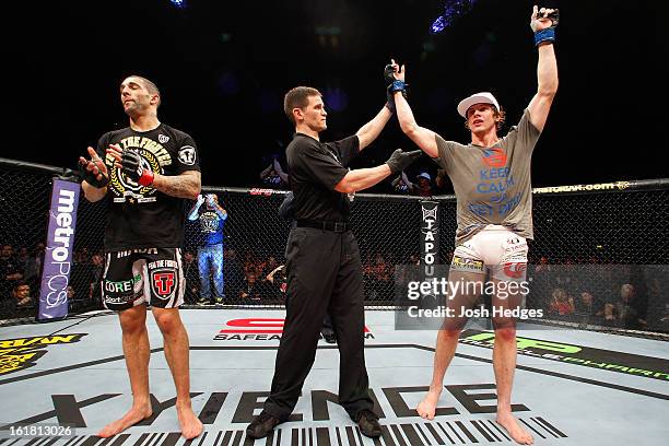 Matthew Riddle Ufc 119 Che Mills Stock Photos, High-Res Pictures, and Images - Getty Images