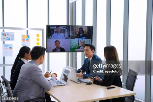 employee are meeting and planning. - employee engagement remote stock pictures, royalty-free photos & images