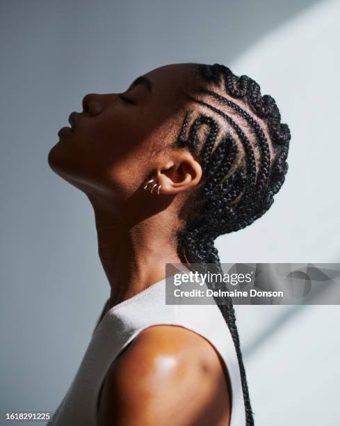 atemlose schönheit, stockfotografie - cornrow zöpfe stock-fotos und bilder