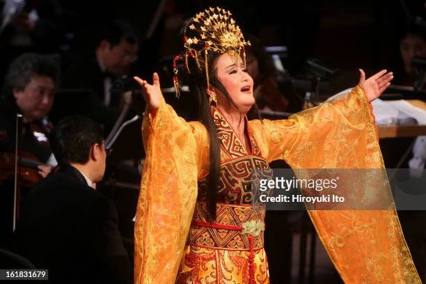 Xiao Bai's "Farewell My Concubine" at Avery Fisher Hall on Sunday night, January 27, 2008.This image;Ruan Yuqun as Yu Ji.