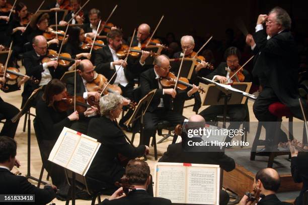 James Levine leading the Boston Symphony Orchestra in Berlioz's "Romeo and Juliet" at Carnegie Hall on Monday night, December 3, 2007.