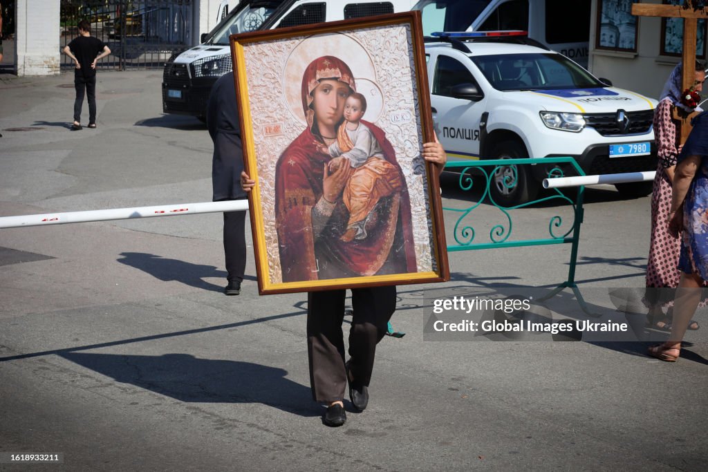 Eviction Of Russian-Oriented Clergy From The Kyiv-Pechersk Lavra Monastery