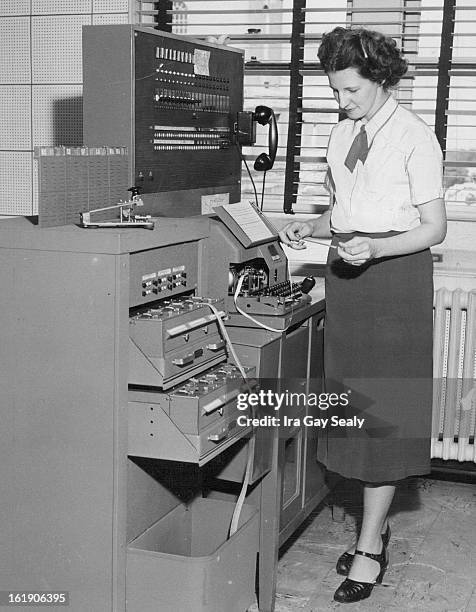 Teletype Operators Teletype Operator Photos and Premium High Res Pictures - Getty Images