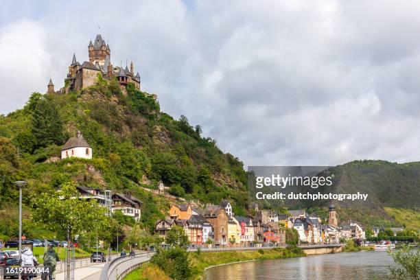cochem with moezel, town and imperial castle - moezel stock pictures, royalty-free photos & images