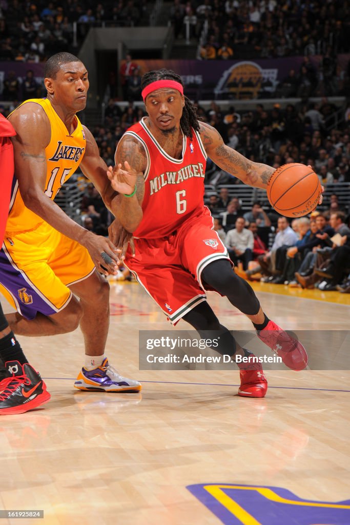 Milwaukee Bucks v Los Angeles Lakers