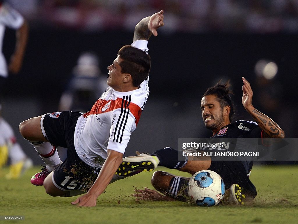 FBL-ARGENTINA-RIVER-ESTUDIANTES