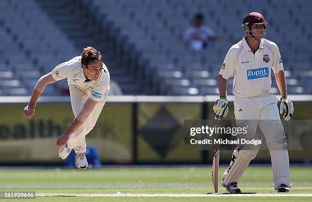 Will Sheridan of the Bushrangers bowls during day one of the Sheffield Shield match between the Victorian Bushrangers and the Queensland Bulls at...