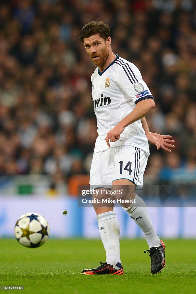 Real Madrid v Manchester United - UEFA Champions League Round of 16