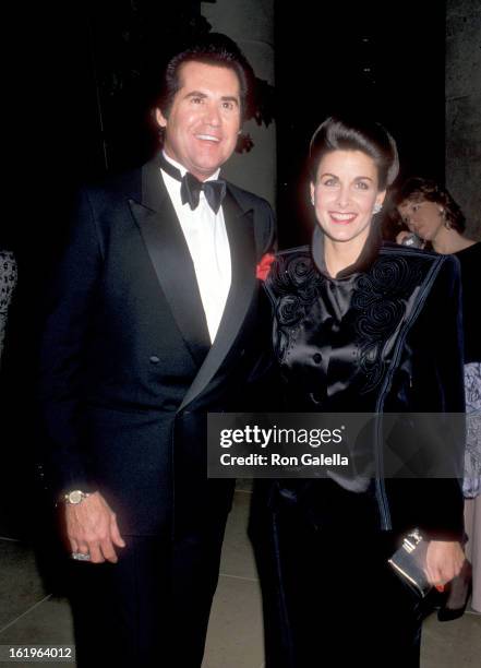 Entertainer Wayne Newton and Actress Marla Heasley attend the 18th Annual American Film Insitute Lifetime Achievement Award Salute to Sir David Lean...