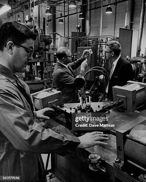 Compressed Air System Photos and Premium High Res Pictures - Getty Images