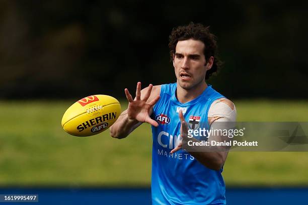 Max King of the Saints in action during a St Kilda Saints AFL training session at RSEA Park on August 17, 2023 in Melbourne, Australia.