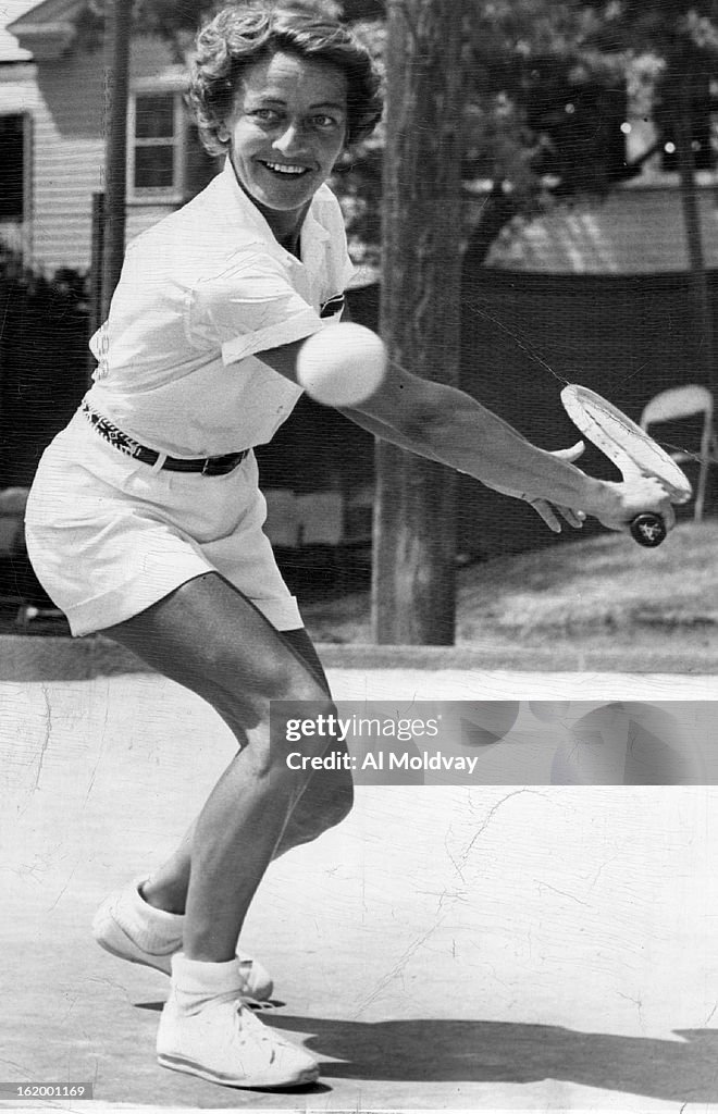 JUL 23 1950, AUG 29 1953, NOV 5 1959, DEC 14 1999; Phyllis Lockwood, Boulder star, will be among the