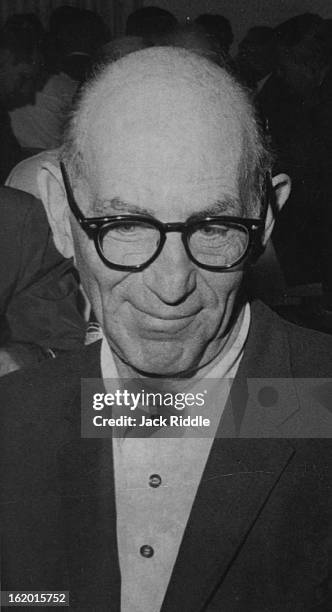 Jimmy Riddle Case 74 Jimmy Riddle Stock Photos, High-Res Pictures, and Images - Getty Images