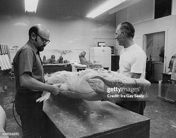 Kenneth Pendleton 40 Kent Pendleton Stock Photos, High-Res Pictures, and Images - Getty ...