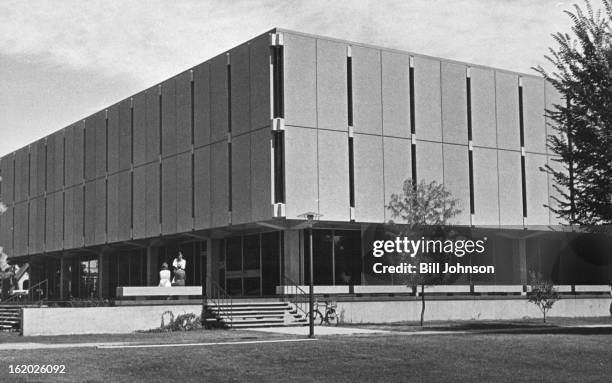 Tut Libraries 11 Tutt Library Photos & High Res Pictures - Getty Images