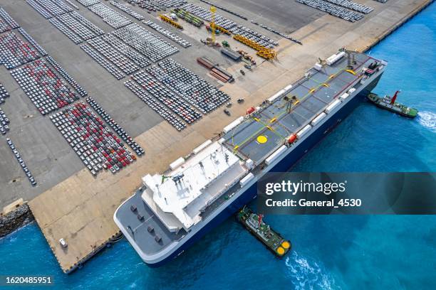 Car Loading Ship 2,119 Car Carrier Ship Stock Photos, High-Res Pictures, and Images ...