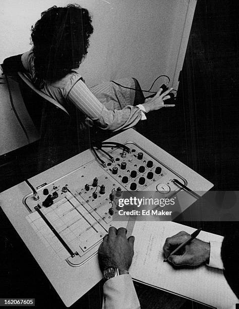 Polygraph Test History Polygraph Examination Photos and Premium High Res Pictures - Getty Images