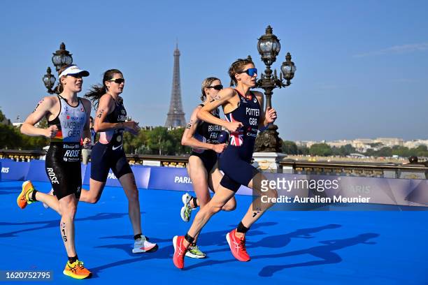 Laura Lindermann of Germany, Emma Lombardi of France, Cassandre Beaugrand of France and Beth Potter of Great Britain compete on Pont Alexandre III in...