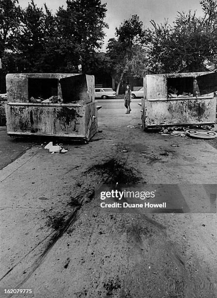 SEP 19 1972, NOV 16 1972; Lincoln Park Housing Project (South); Metal..., News Photo