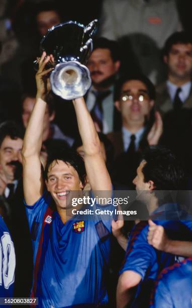 Barcelona striker Gary Lineker holds aloft the trophy after the 1989 ECWC final victory against Sampdoria on May 10th, 1989 in Berne, Switzerland.