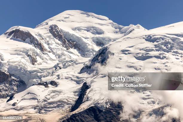 mont blanc - mont blanc massif stock pictures, royalty-free photos & images