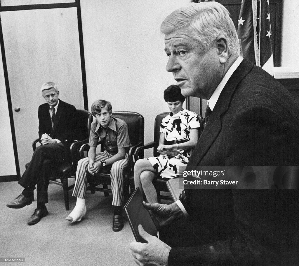 AUG 25 1971, AUG 31 1971; Chris Chidsey, 14, in cast in photo at left, and his parents, Dr. and Mrs.