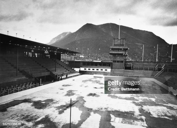 The skating rink at the 1936 Winter Olympic Games in Garmisch-Partenkirchen, Germany, 19th November 1935.