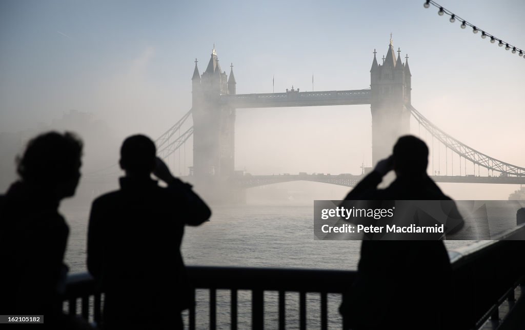 Early Morning Fog Disrupts Flights At London Airports