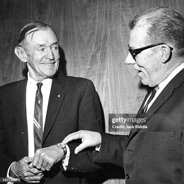 Robert Robin Riddles 28 Robert M Riddle Stock Photos, High-Res Pictures, and Images - Getty ...