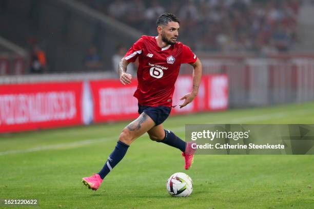 Remy Cabella of Lille OSC controls the ball during the Europa Conference League play-off match between Lille and HNK Rijeka at Stade Pierre Mauroy on...