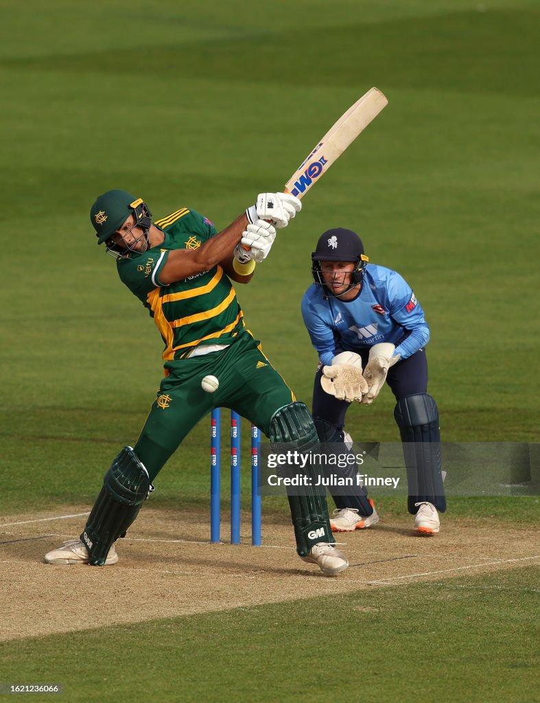 Kent Spitfires v Notts Outlaws - Metro Bank One Day Cup