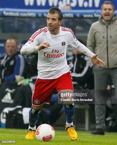 Rafael van der Vaart of Hamburg runs with the ball during the Bundesliga match between Hamburger SV and VfL Borussia Moenchengladbach at Imtech Arena...