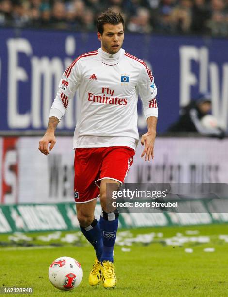 Dennis Diekmeier of Hamburg runs with the ball during the Bundesliga match between Hamburger SV and VfL Borussia Moenchengladbach at Imtech Arena on...