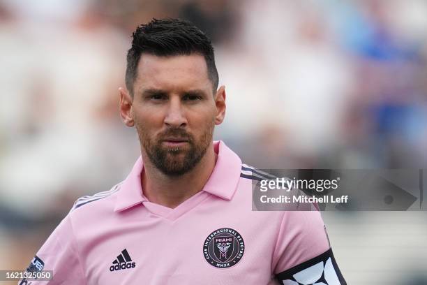 Lionel Messi of Inter Miami CF walks onto the field prior to the Leagues Cup 2023 semifinals match between Inter Miami CF and Philadelphia Union at...