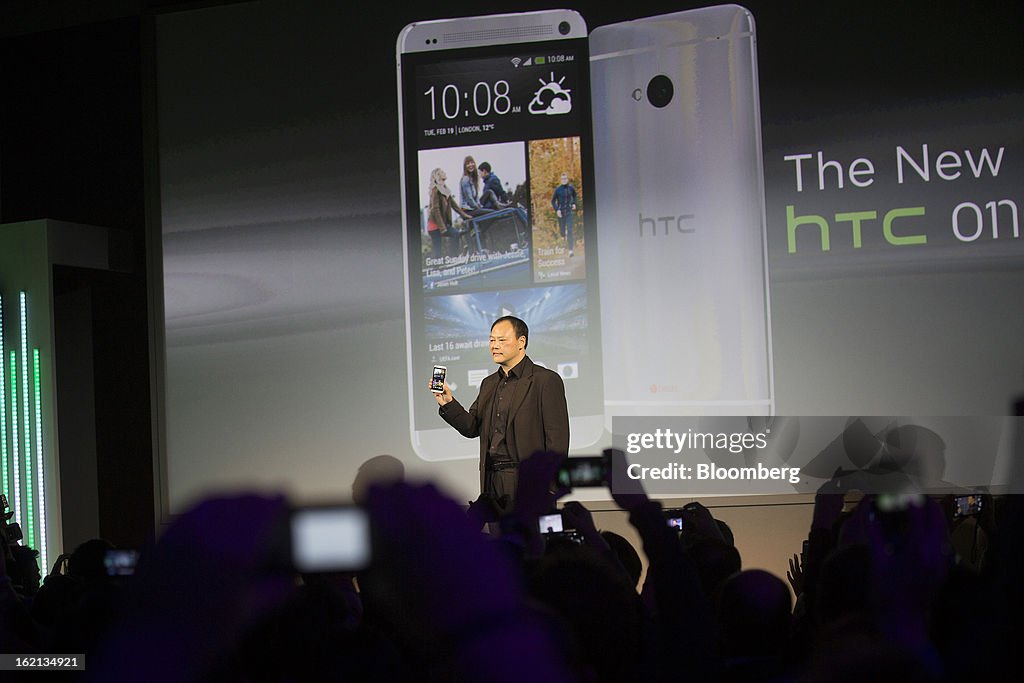 HTC Corp. Launches New Flagship One Smartphone