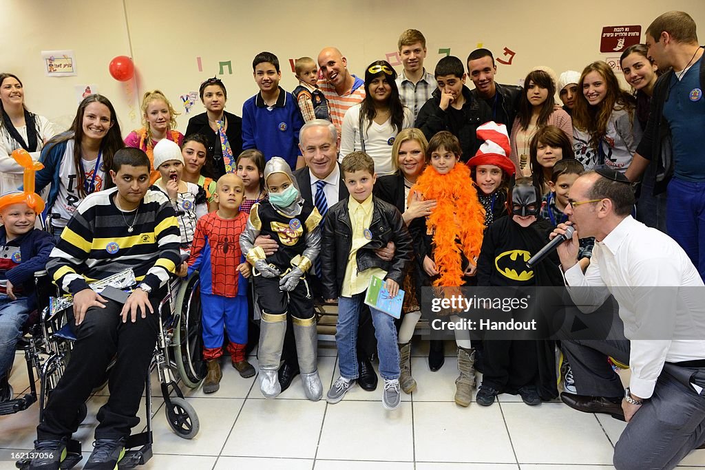 Prime Minister Netanyahu Visits Cancer Patients