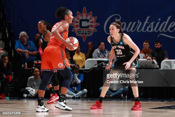 Breanna Stewart of the New York Liberty plays defense during the game against the Connecticut Sun on August 24, 2023 at the Mohegan Sun Arena in...