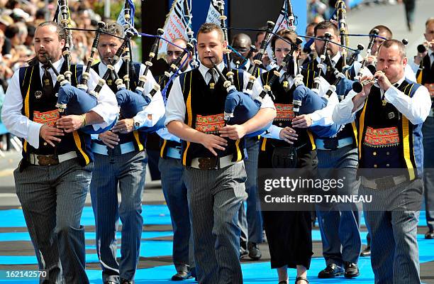 Musician perform traditional Breton music on August 7, 2011 in Lorient, during the celtics nations Great Parade of the "festival interceltique de...